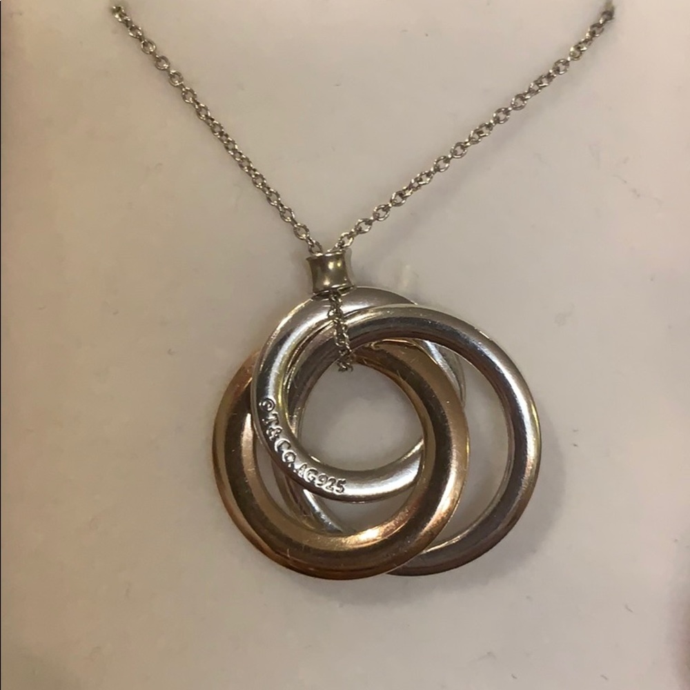 Tiffany & Co. 1873 interlocking circles 18”